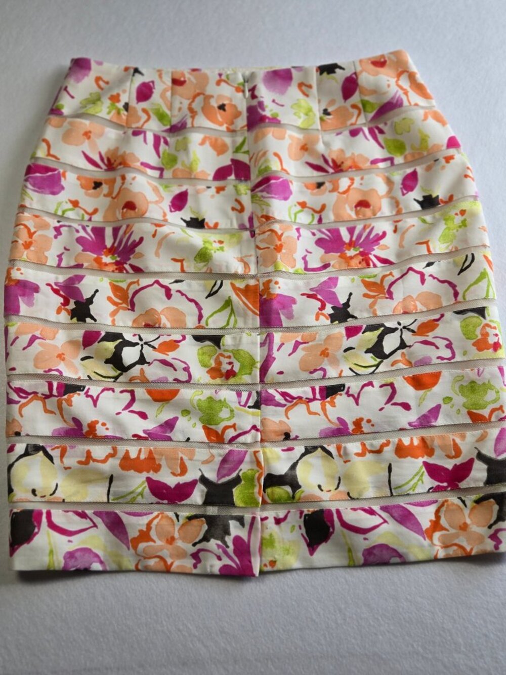 Ann Taylor Floral Patterned Pencil Skirt